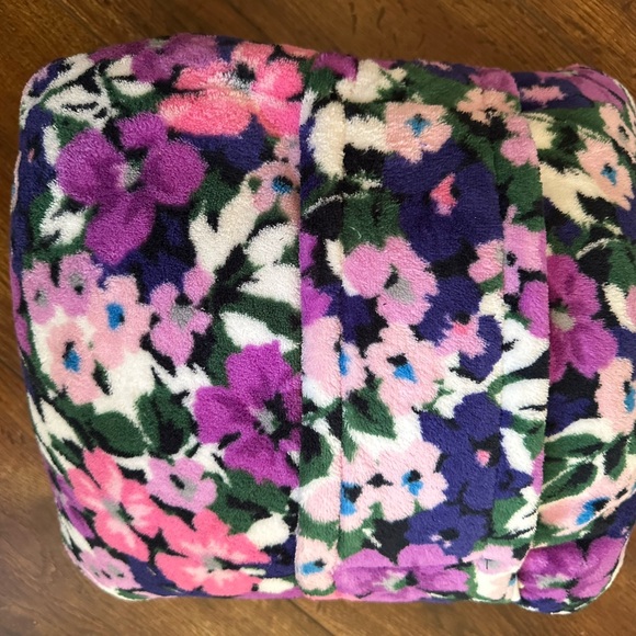 Vera Bradley Pillow Blanket - Pink Floral - Picture 3 of 11